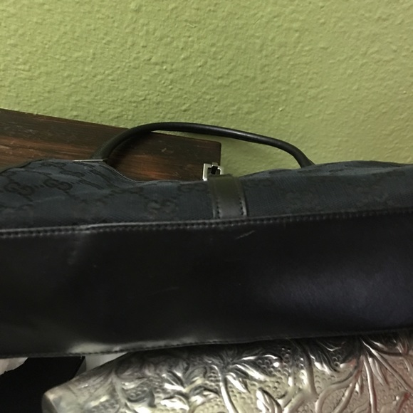 SOLD.     Gucci Small bag autentic - Picture 4 of 6